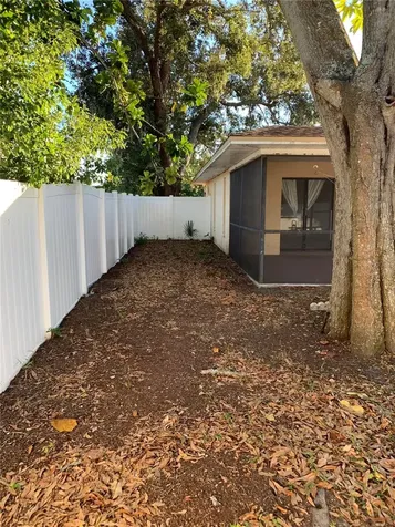 5023 Ithaca Lane Sarasota FL 34243