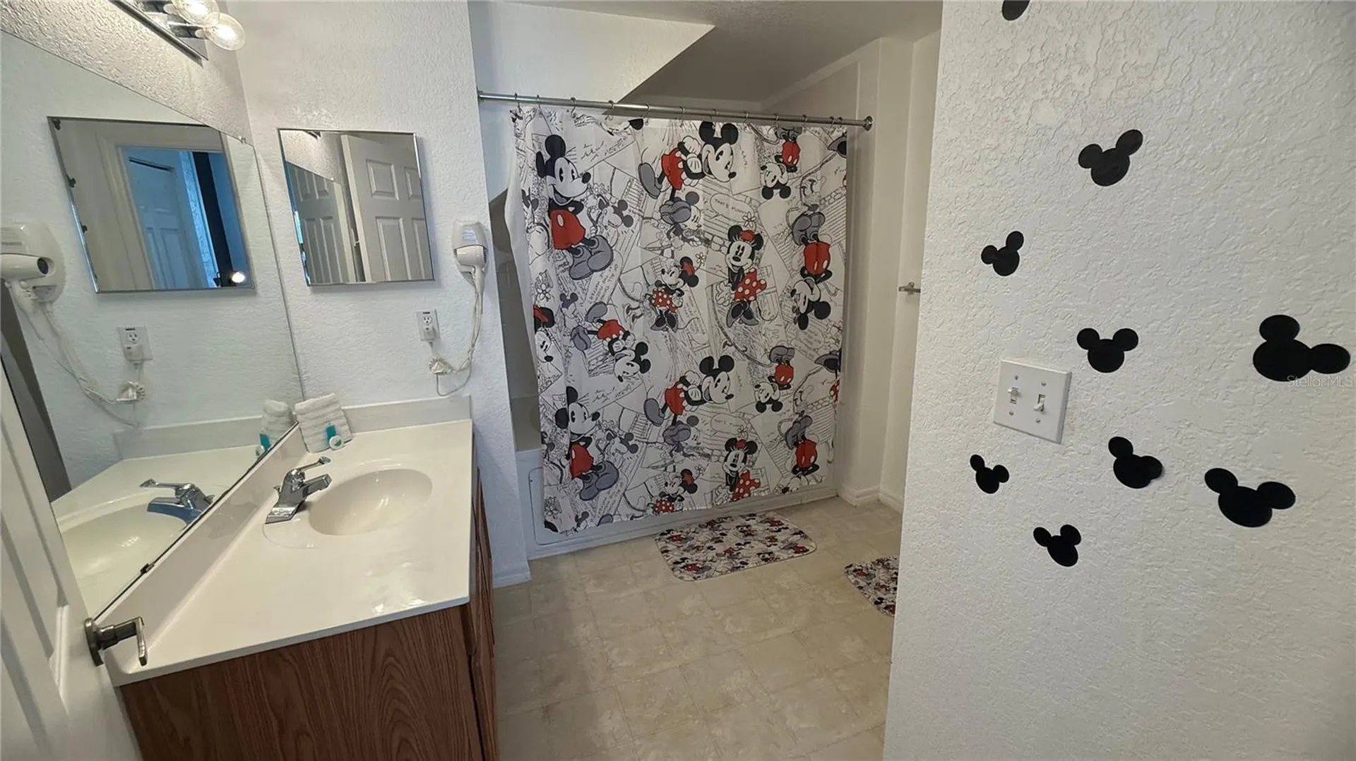 4563 Yellowgold Road E Kissimmee FL 34746