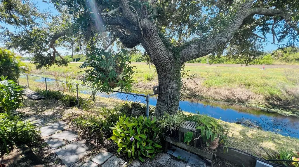 7005 Burnsville Street Englewood FL 34224