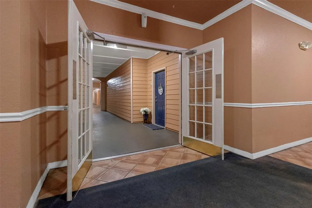 5000 Culbreath Key Way Tampa FL 33611