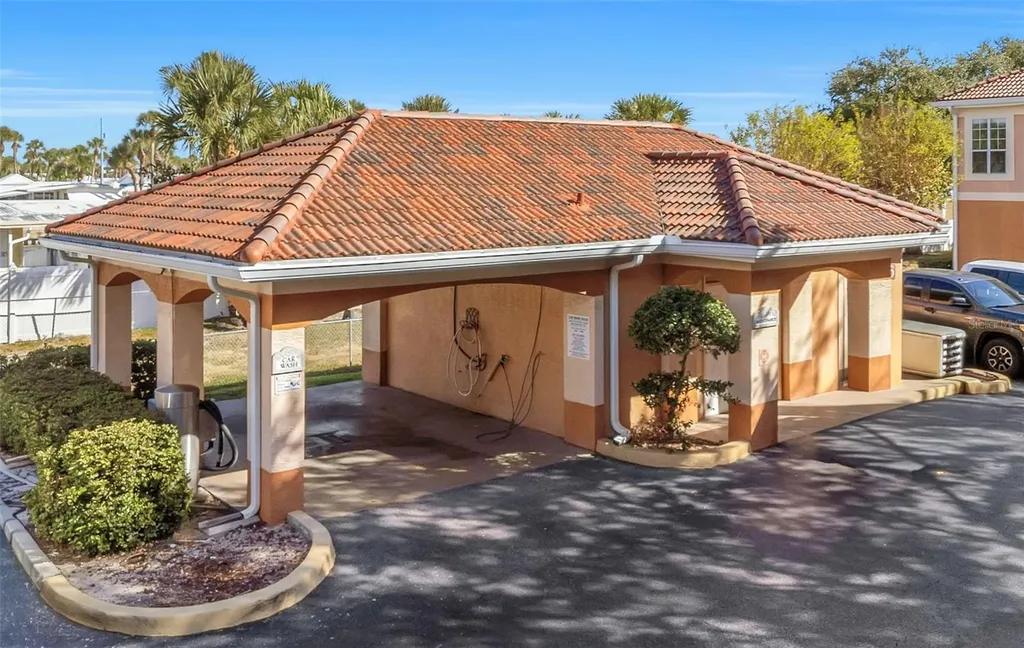 5000 Culbreath Key Way Tampa FL 33611