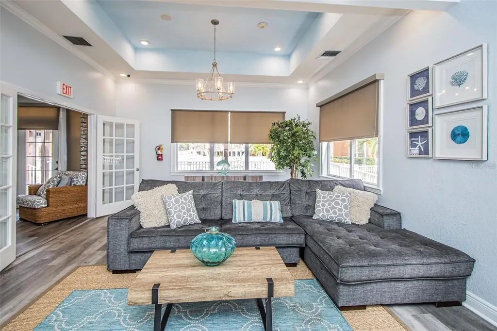 5000 Culbreath Key Way Tampa FL 33611