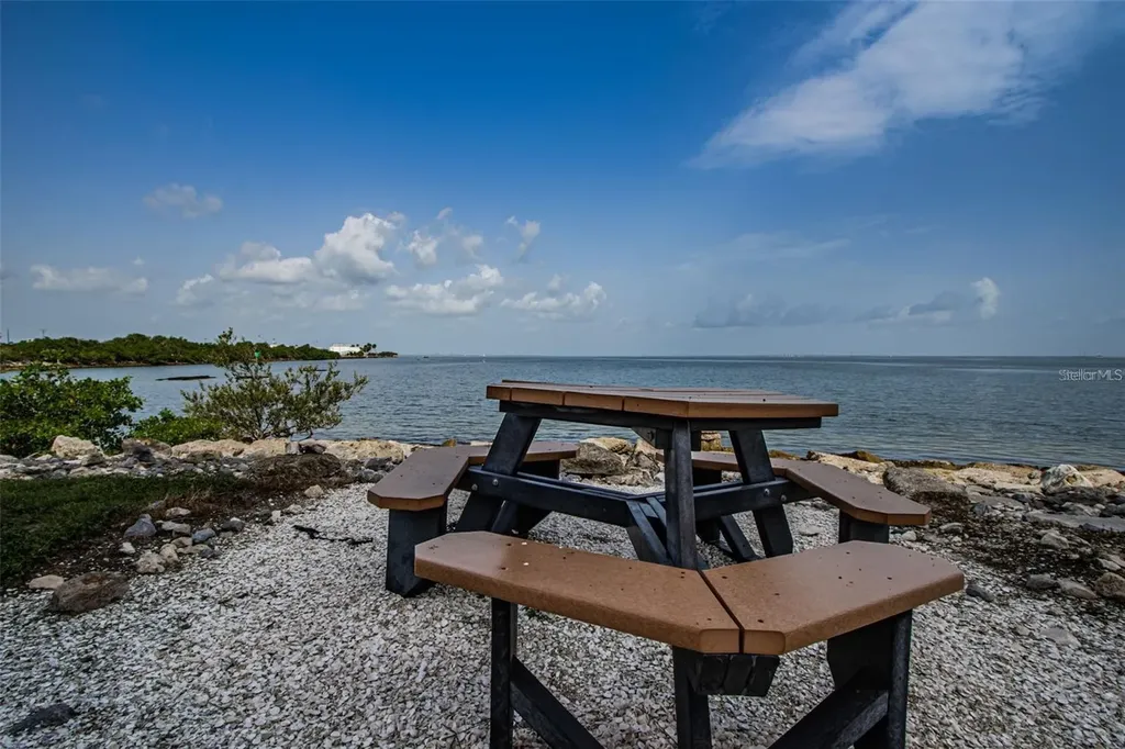 5000 Culbreath Key Way Tampa FL 33611