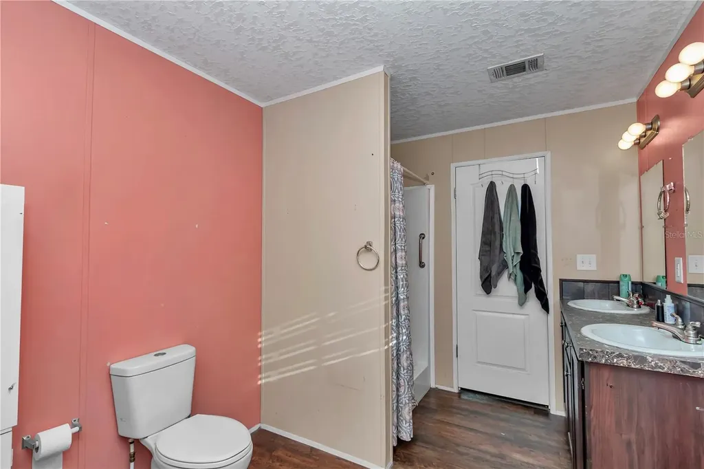 5860 SE 183rd Terrace Ocklawaha FL 32179