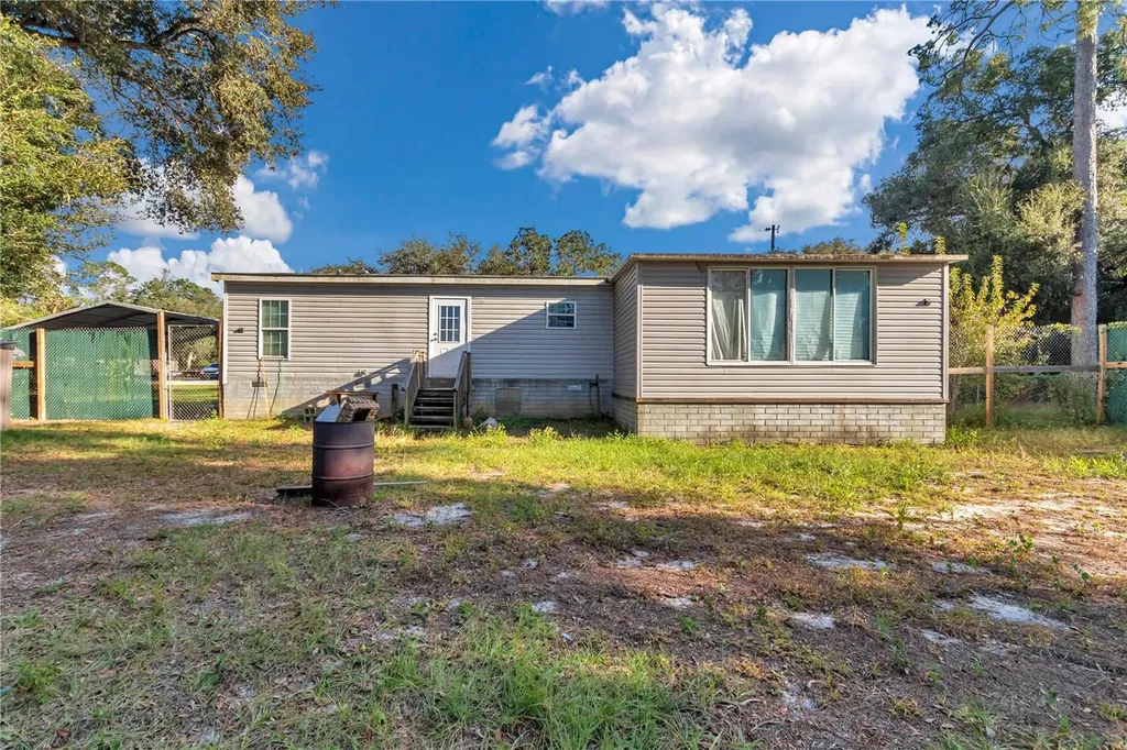 5860 SE 183rd Terrace Ocklawaha FL 32179