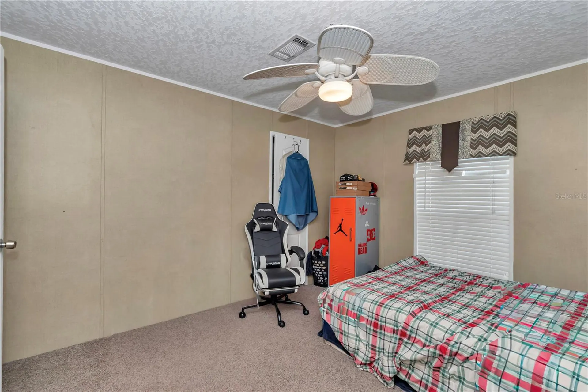 5860 SE 183rd Terrace Ocklawaha FL 32179
