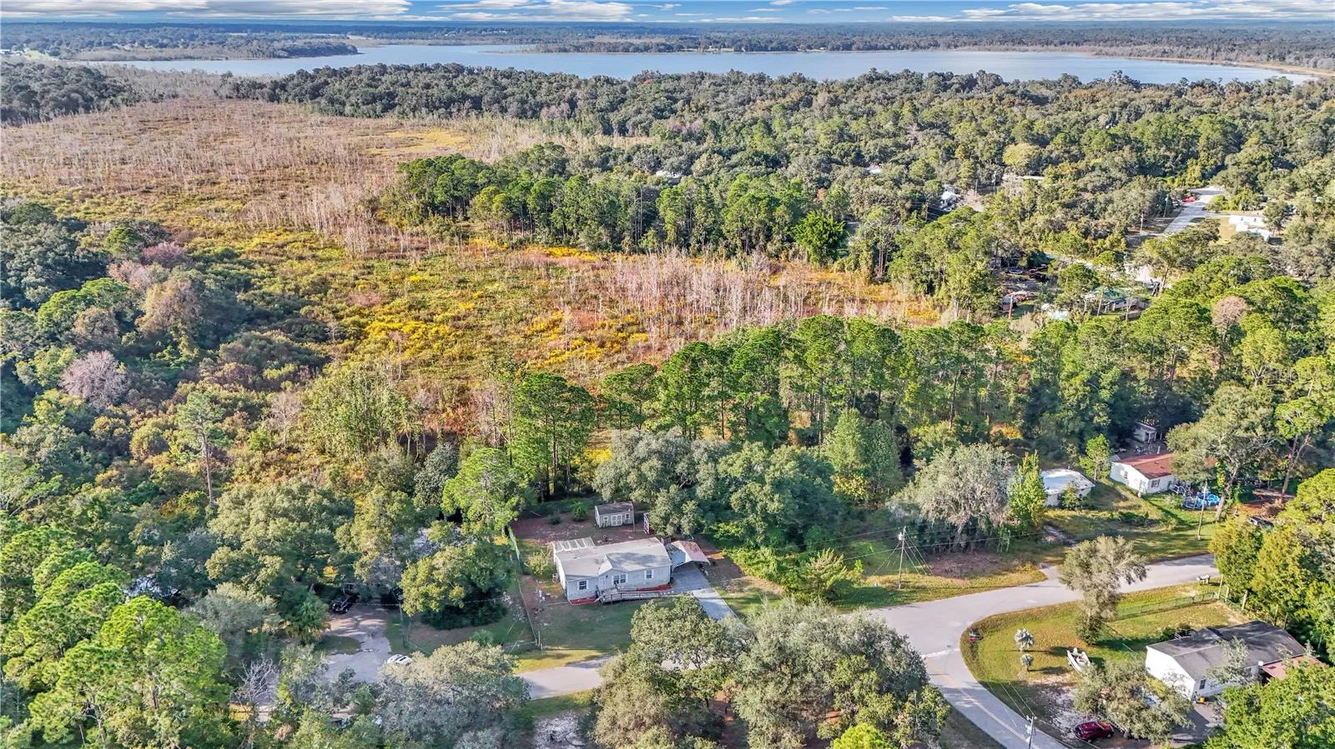 5860 SE 183rd Terrace Ocklawaha FL 32179