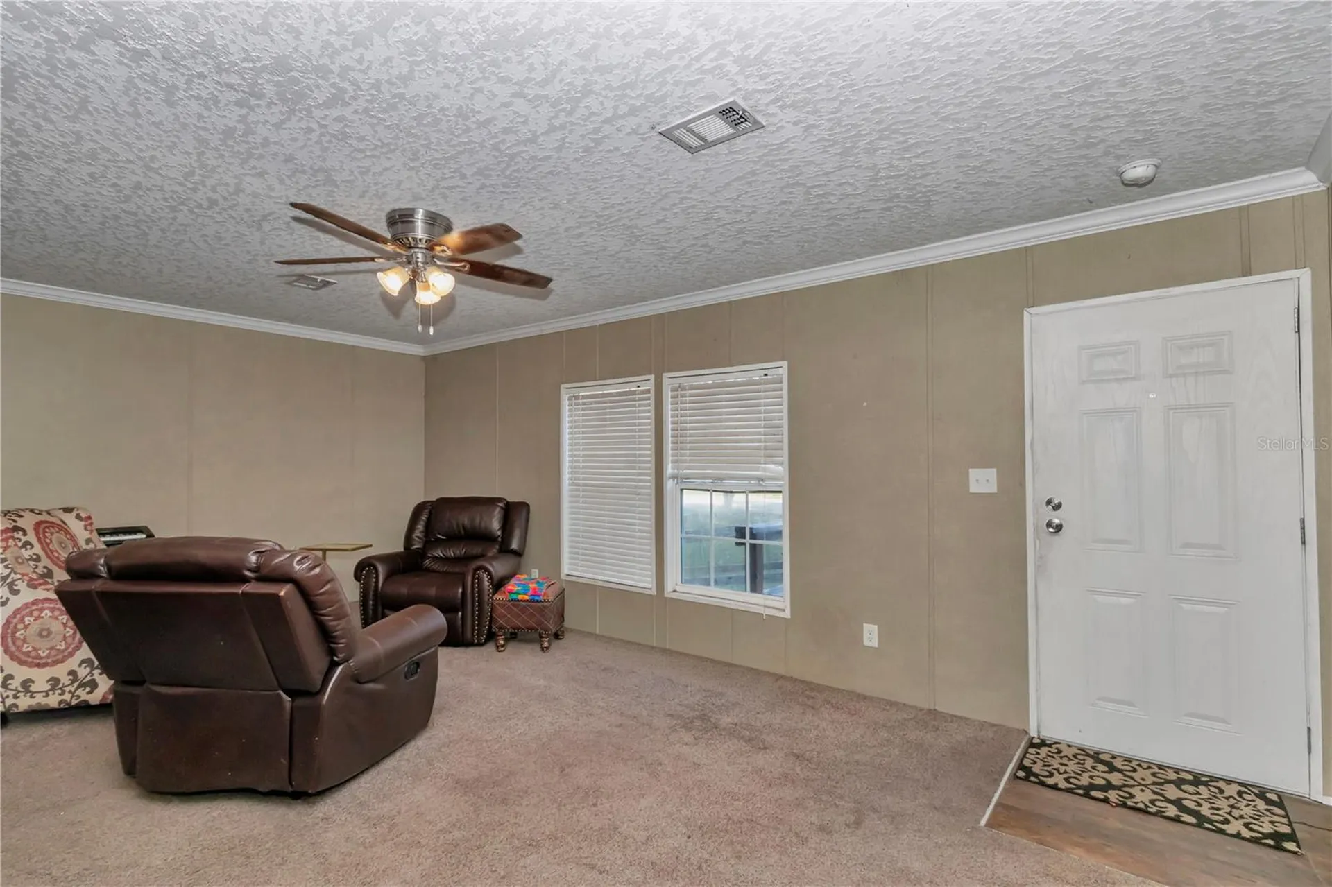 5860 SE 183rd Terrace Ocklawaha FL 32179