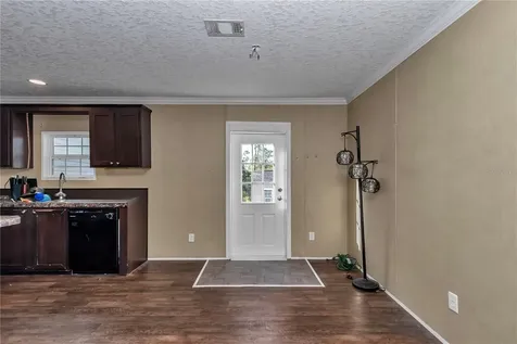 5860 SE 183rd Terrace Ocklawaha FL 32179