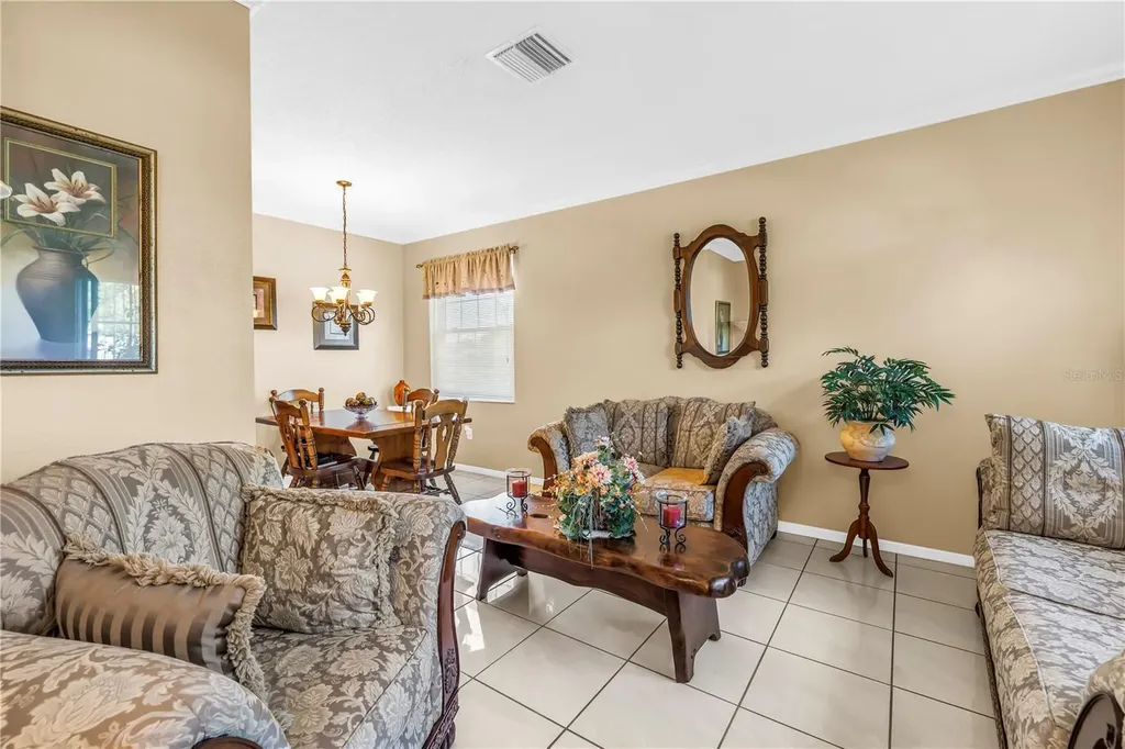 1709 Open Field Loop Brandon FL 33510