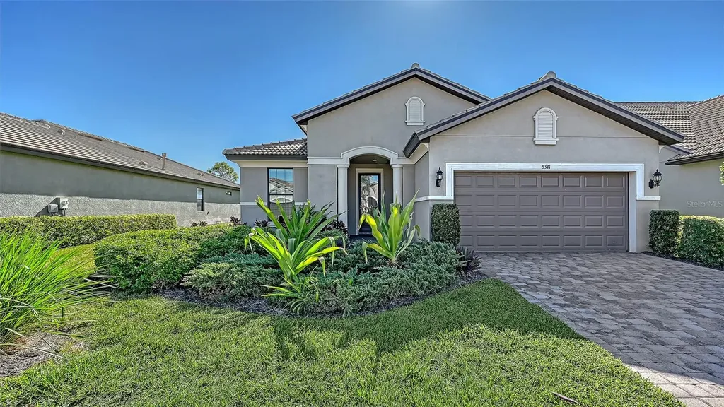 5341 Sundew Drive Sarasota FL 34238
