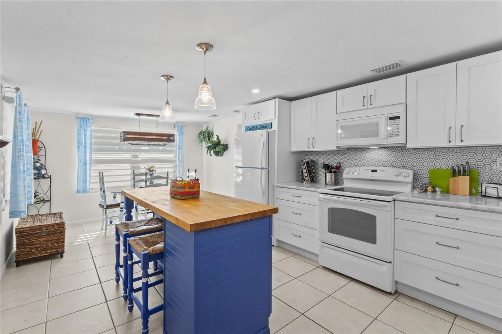 11 1st Street E Nokomis FL 34275