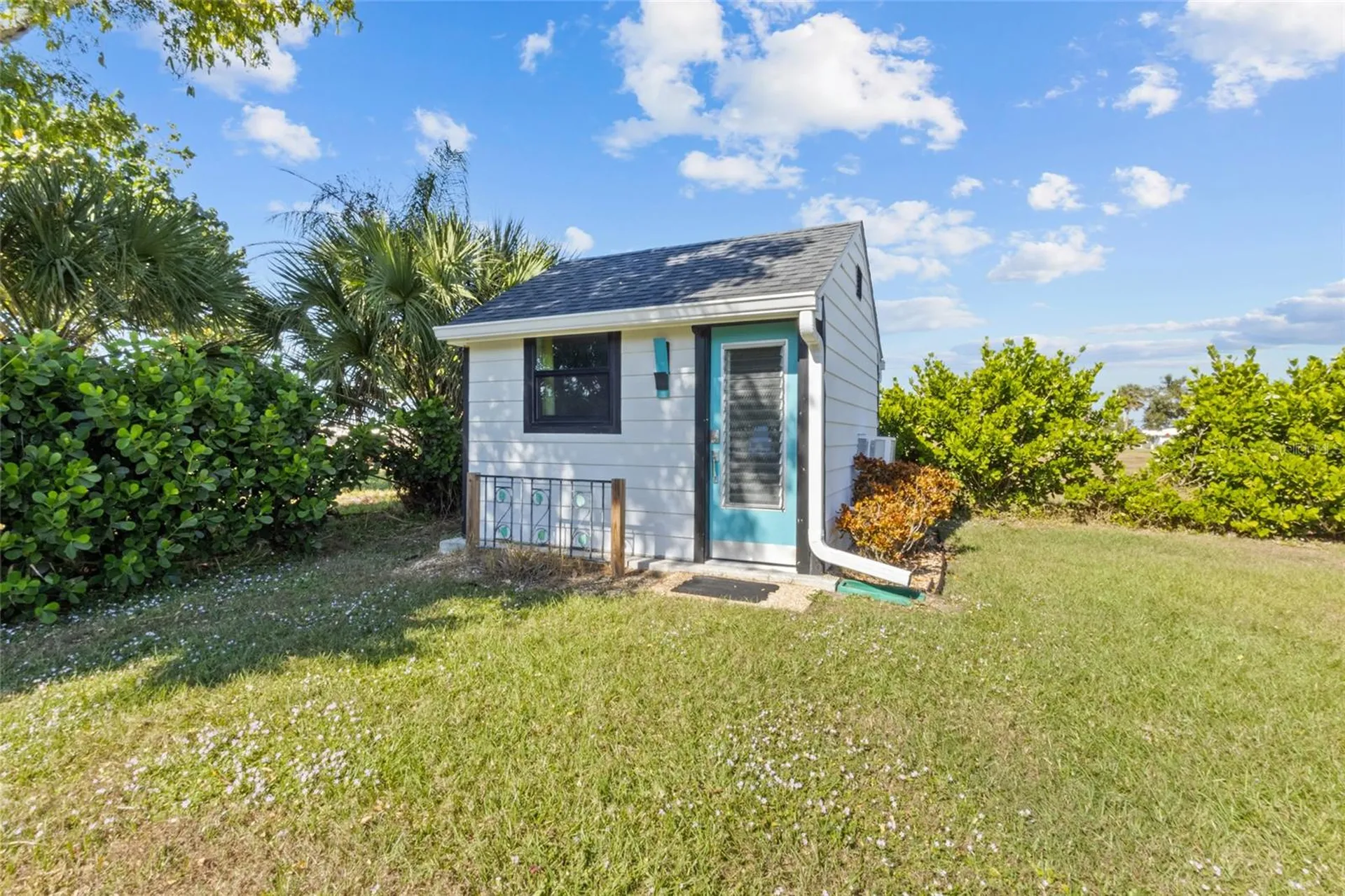11 1st Street E Nokomis FL 34275