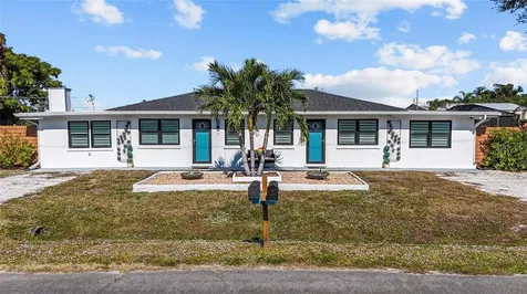 11 1st Street E Nokomis FL 34275