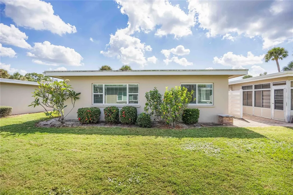 85 Strathmore Boulevard Sarasota FL 34233