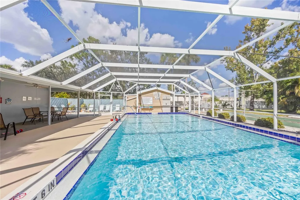 85 Strathmore Boulevard Sarasota FL 34233