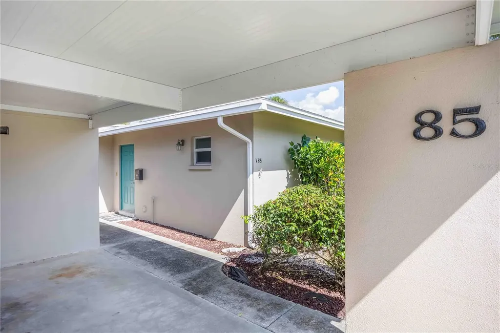 85 Strathmore Boulevard Sarasota FL 34233