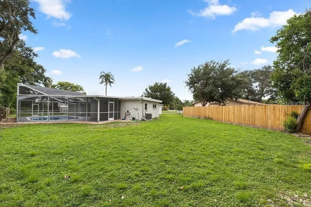 8401 Blackstone Court Tampa FL 33615