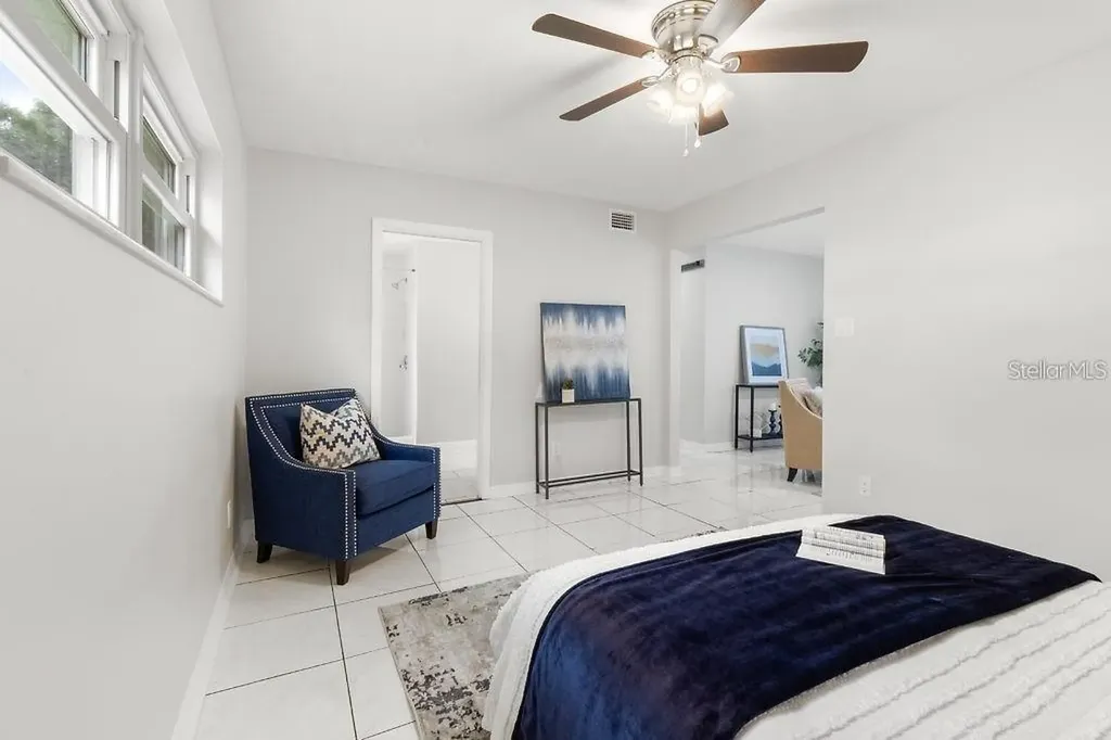 8401 Blackstone Court Tampa FL 33615