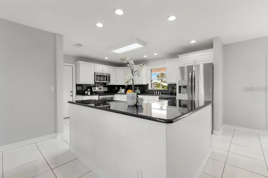 8401 Blackstone Court Tampa FL 33615