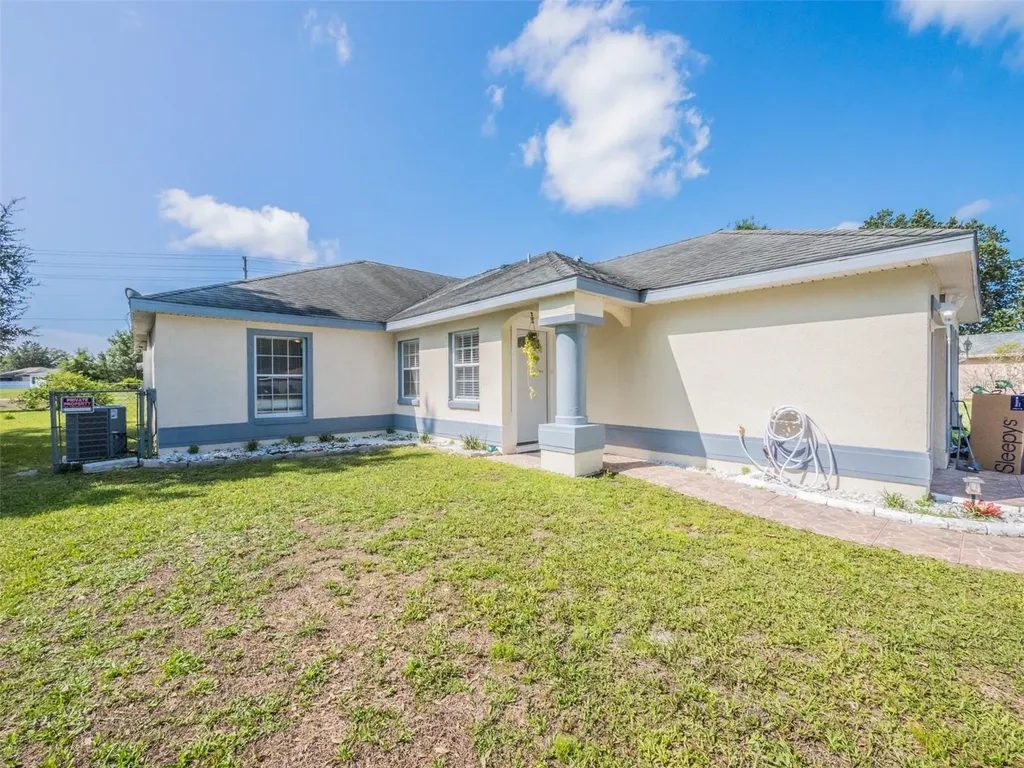 746-748 Mink Court Poinciana FL 34759
