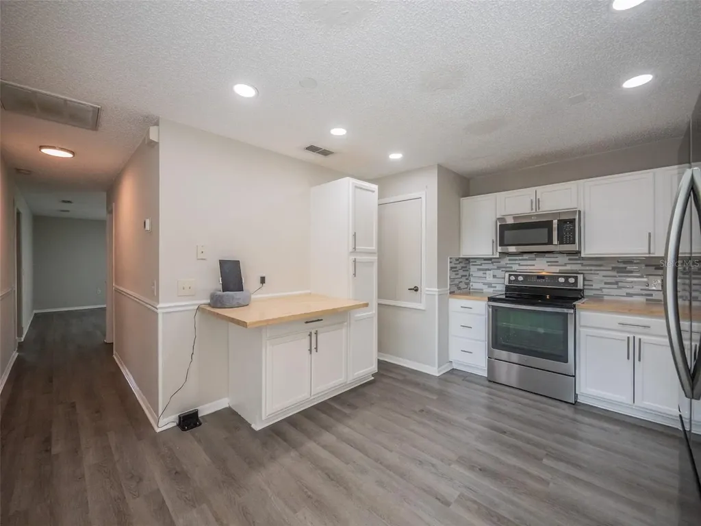 746-748 Mink Court Poinciana FL 34759