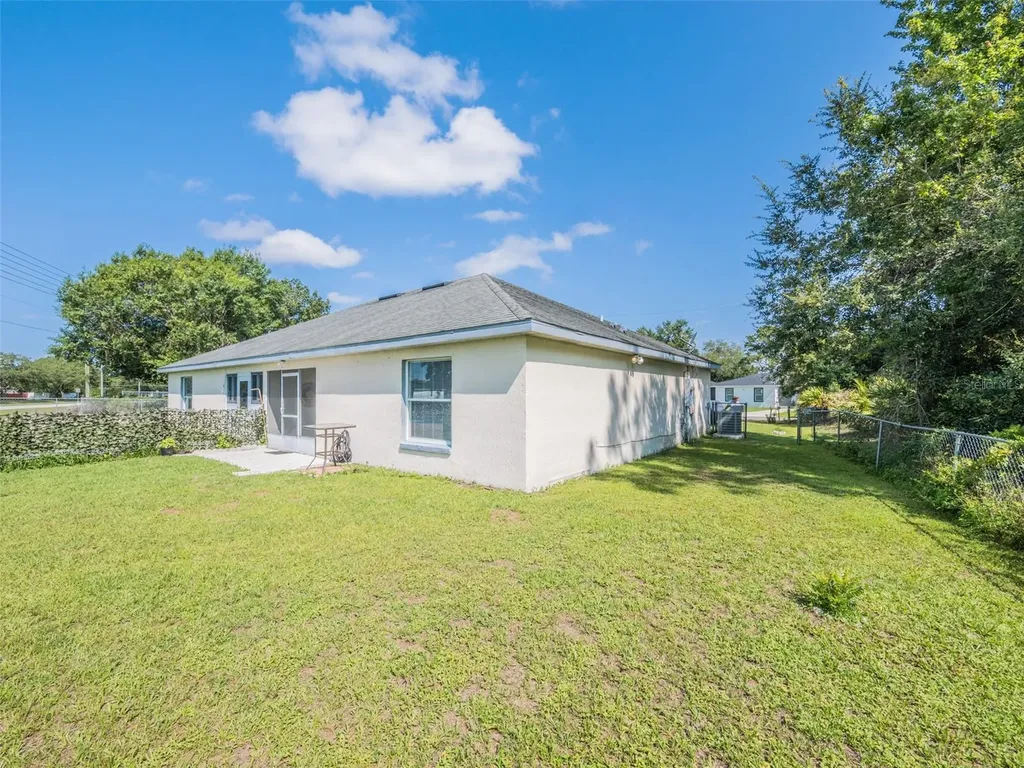 746-748 Mink Court Poinciana FL 34759