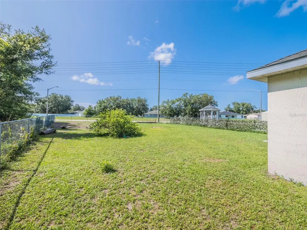 746-748 Mink Court Poinciana FL 34759