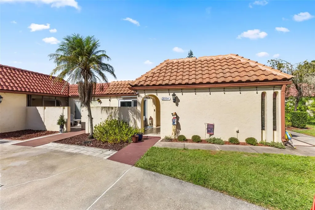 1104 W Faith Circle Bradenton FL 34212