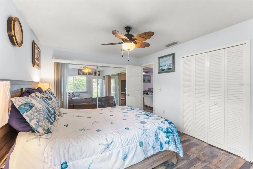 1104 W Faith Circle Bradenton FL 34212