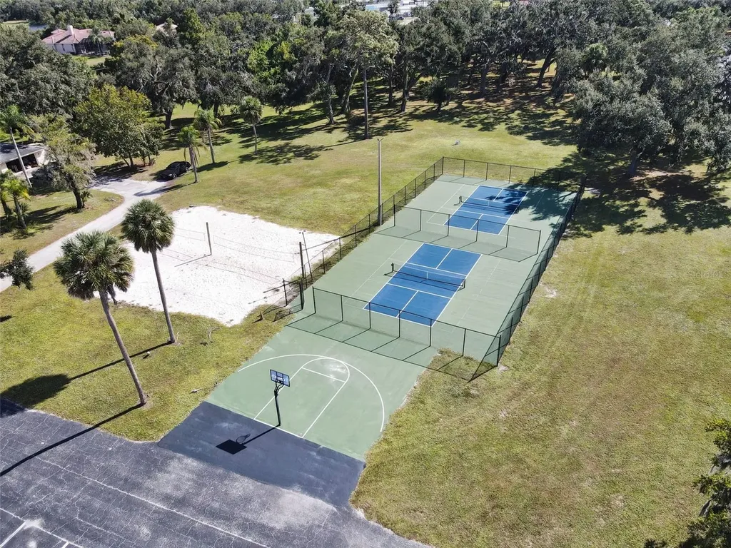 1104 W Faith Circle Bradenton FL 34212
