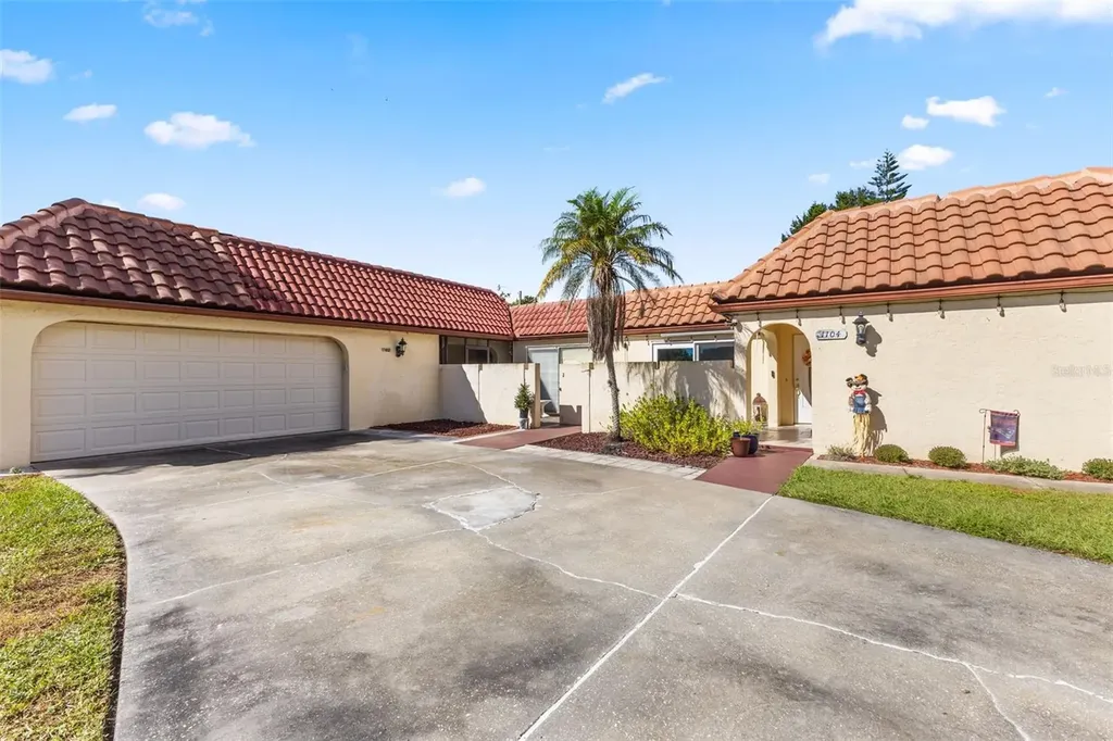 1104 W Faith Circle Bradenton FL 34212