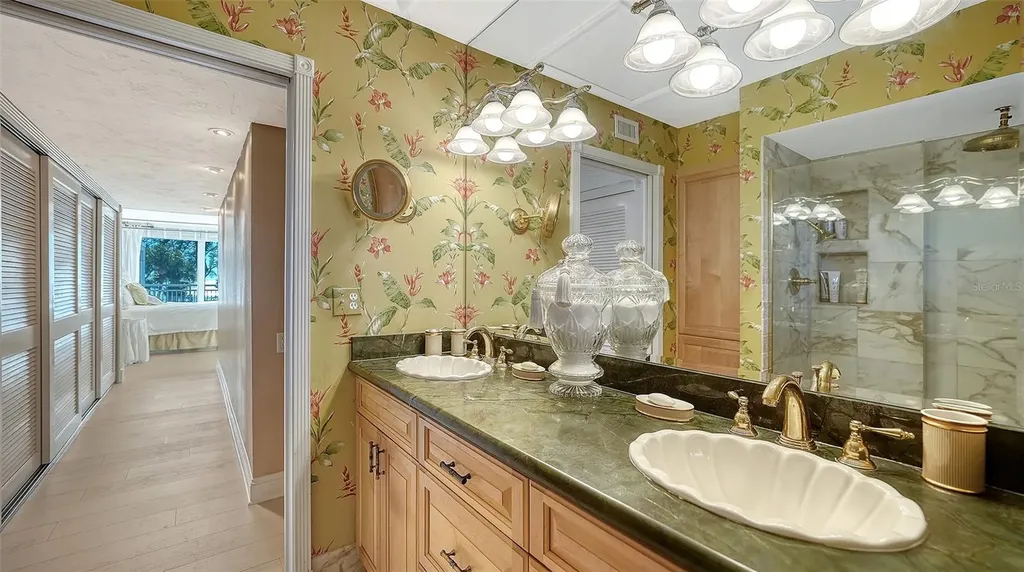 5055 Gulf Of Mexico Drive Longboat Key FL 34228