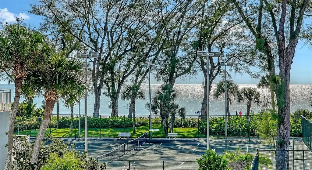 5055 Gulf Of Mexico Drive Longboat Key FL 34228