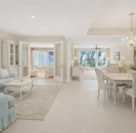 5055 Gulf Of Mexico Drive Longboat Key FL 34228