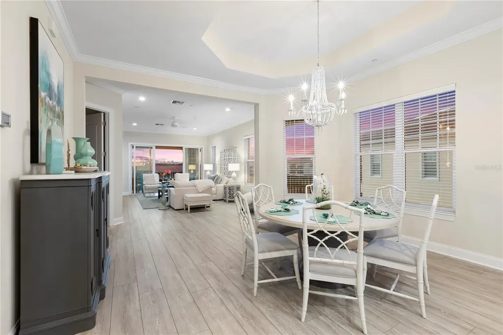 8 Franklin Court S St Petersburg FL 33711