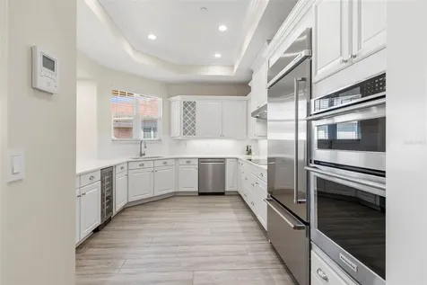 8 Franklin Court S St Petersburg FL 33711