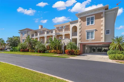 8 Franklin Court S St Petersburg FL 33711