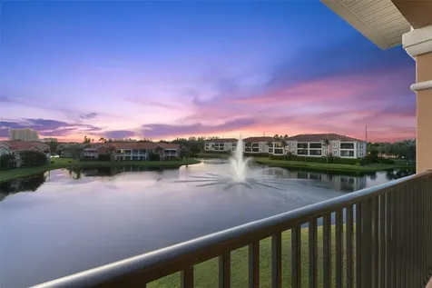 8 Franklin Court S St Petersburg FL 33711