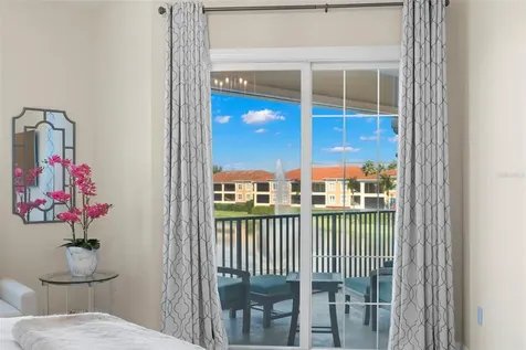 8 Franklin Court S St Petersburg FL 33711