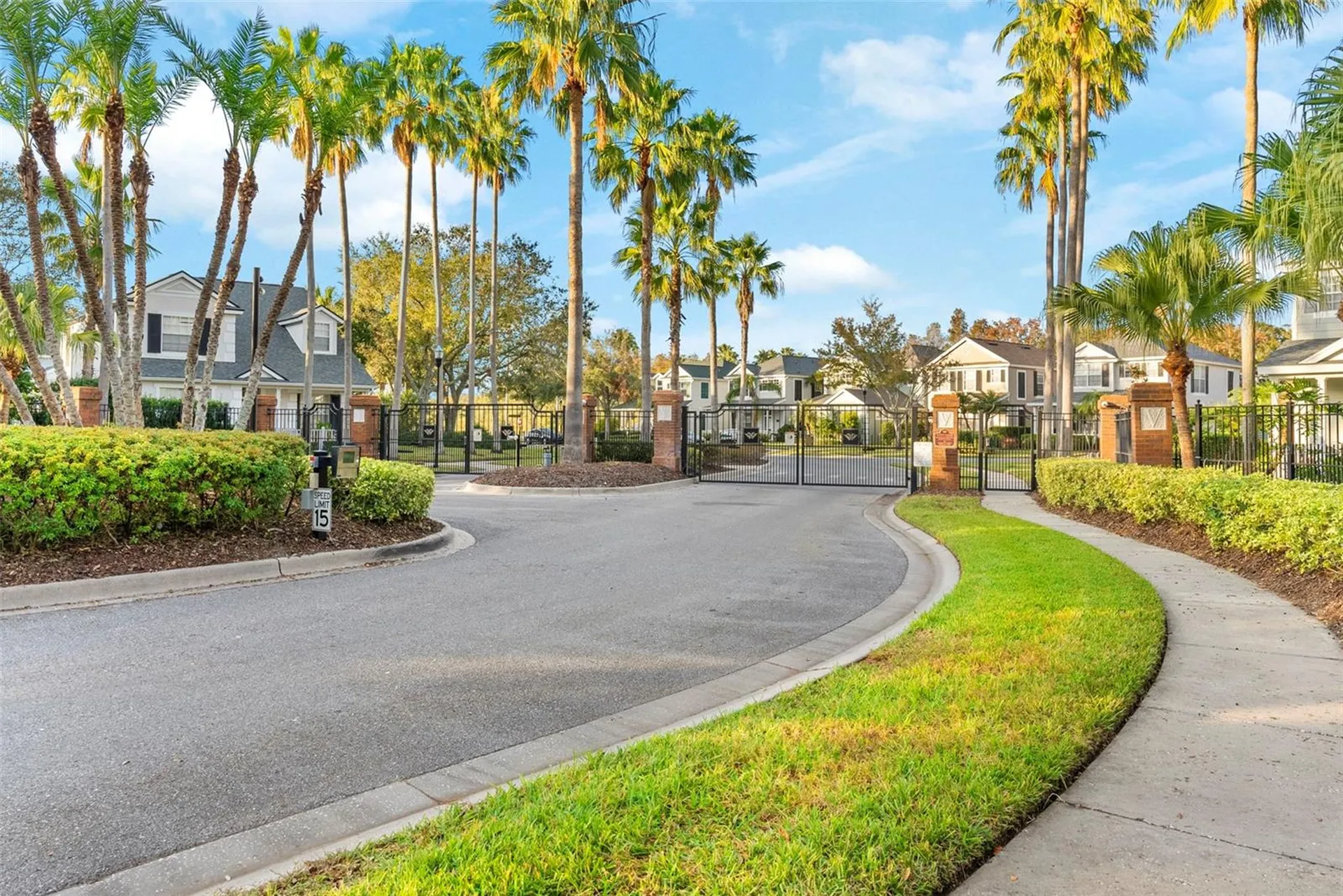 10806 Spring Mountain Place Tampa FL 33626