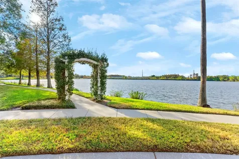 10806 Spring Mountain Place Tampa FL 33626
