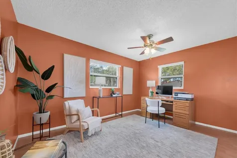 6035 19th Street NE St Petersburg FL 33703