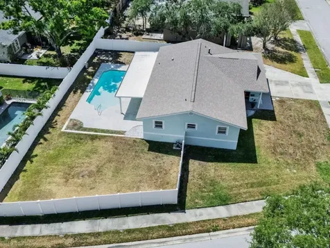 6035 19th Street NE St Petersburg FL 33703