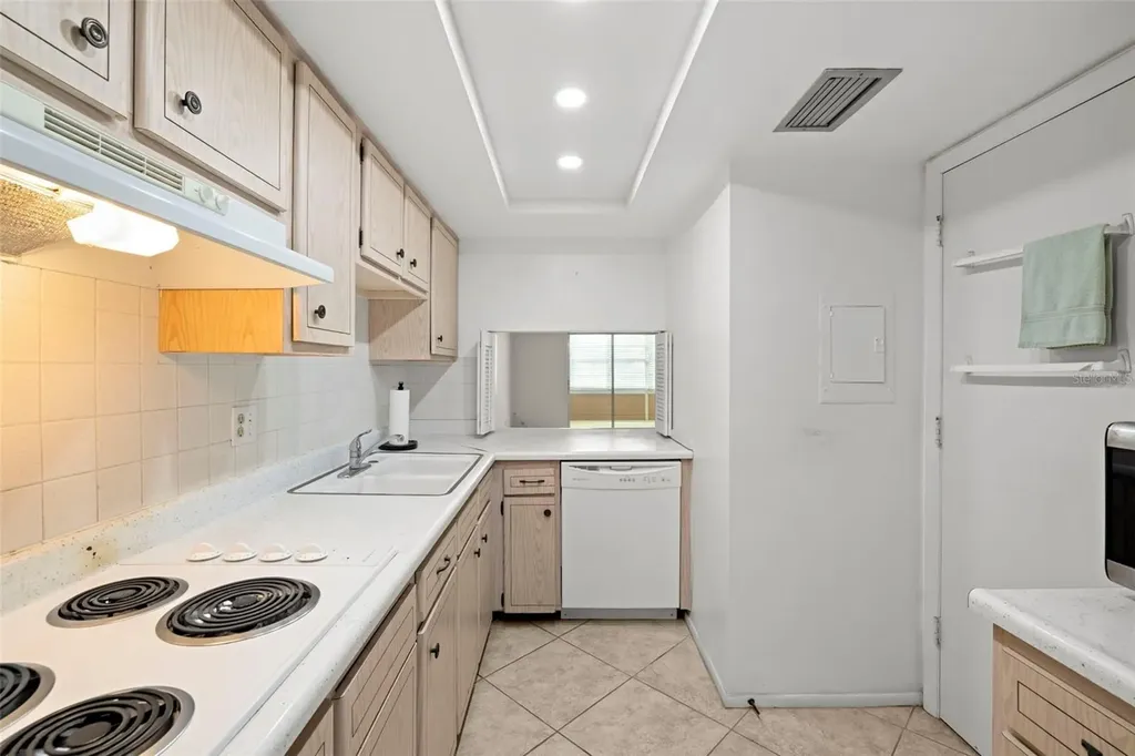 400 Glennes Lane Dunedin FL 34698