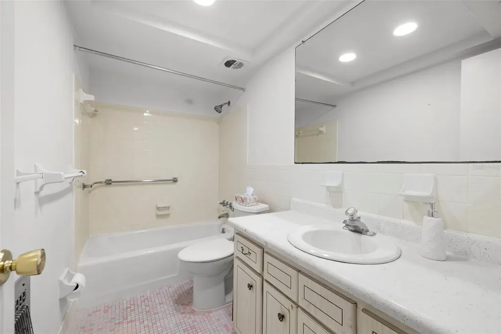 400 Glennes Lane Dunedin FL 34698