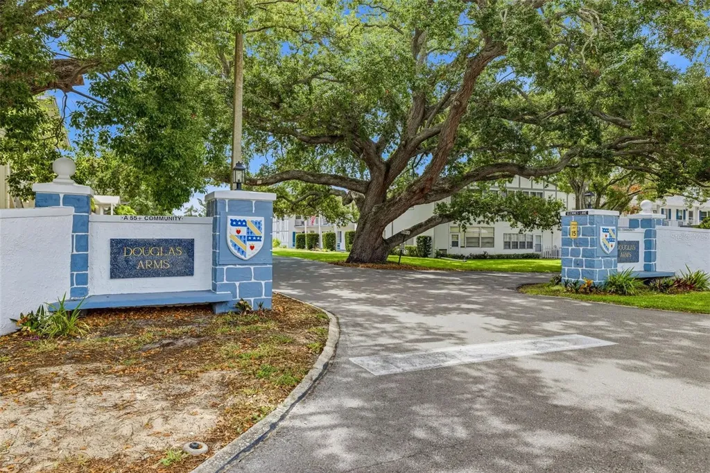 400 Glennes Lane Dunedin FL 34698