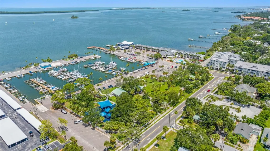 400 Glennes Lane Dunedin FL 34698