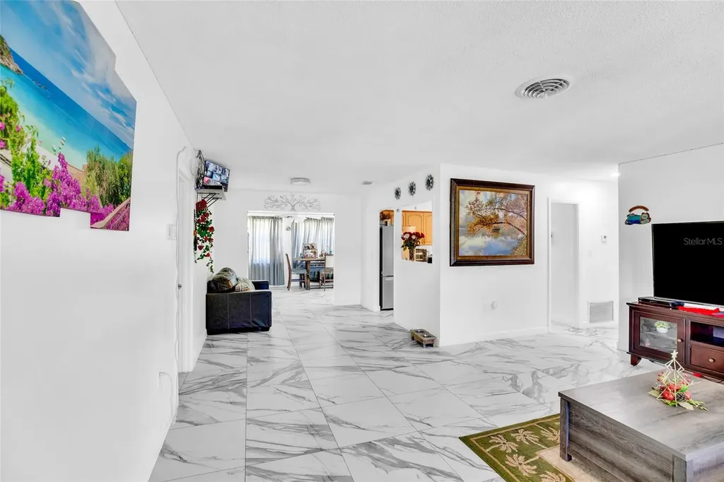 2512 S 13th Street Fort Pierce FL 34982