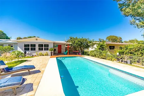 2512 S 13th Street Fort Pierce FL 34982